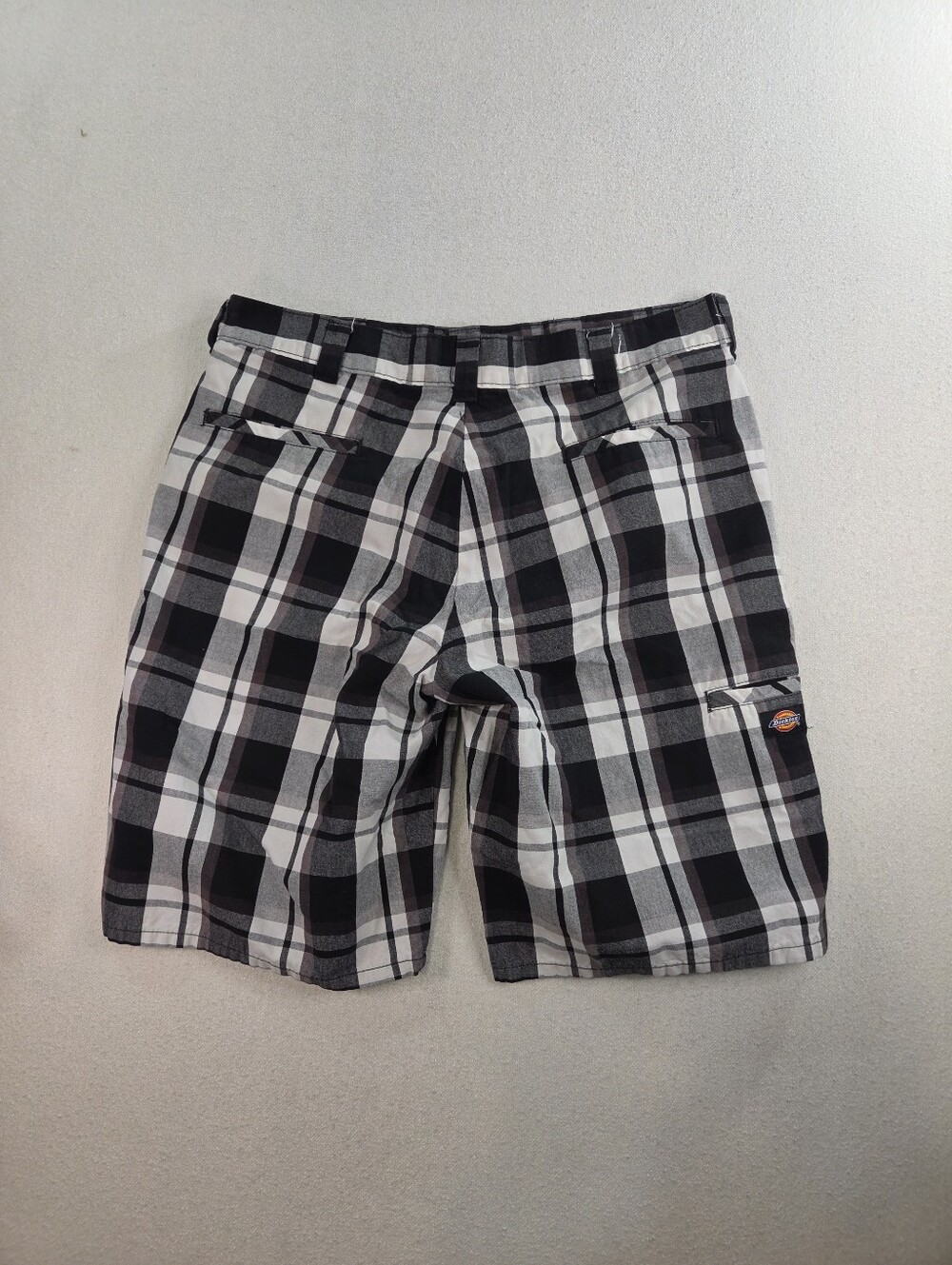 Dickies Plaid Cargo Shorts Men’s Size 34 - Picture 6 of 7